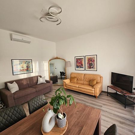 Casa Sara Como Lake Parcheggio Interno Privato Cernobbio Ngoại thất bức ảnh