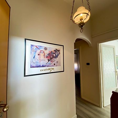 Casa Sara Como Lake Parcheggio Interno Privato Cernobbio Ngoại thất bức ảnh