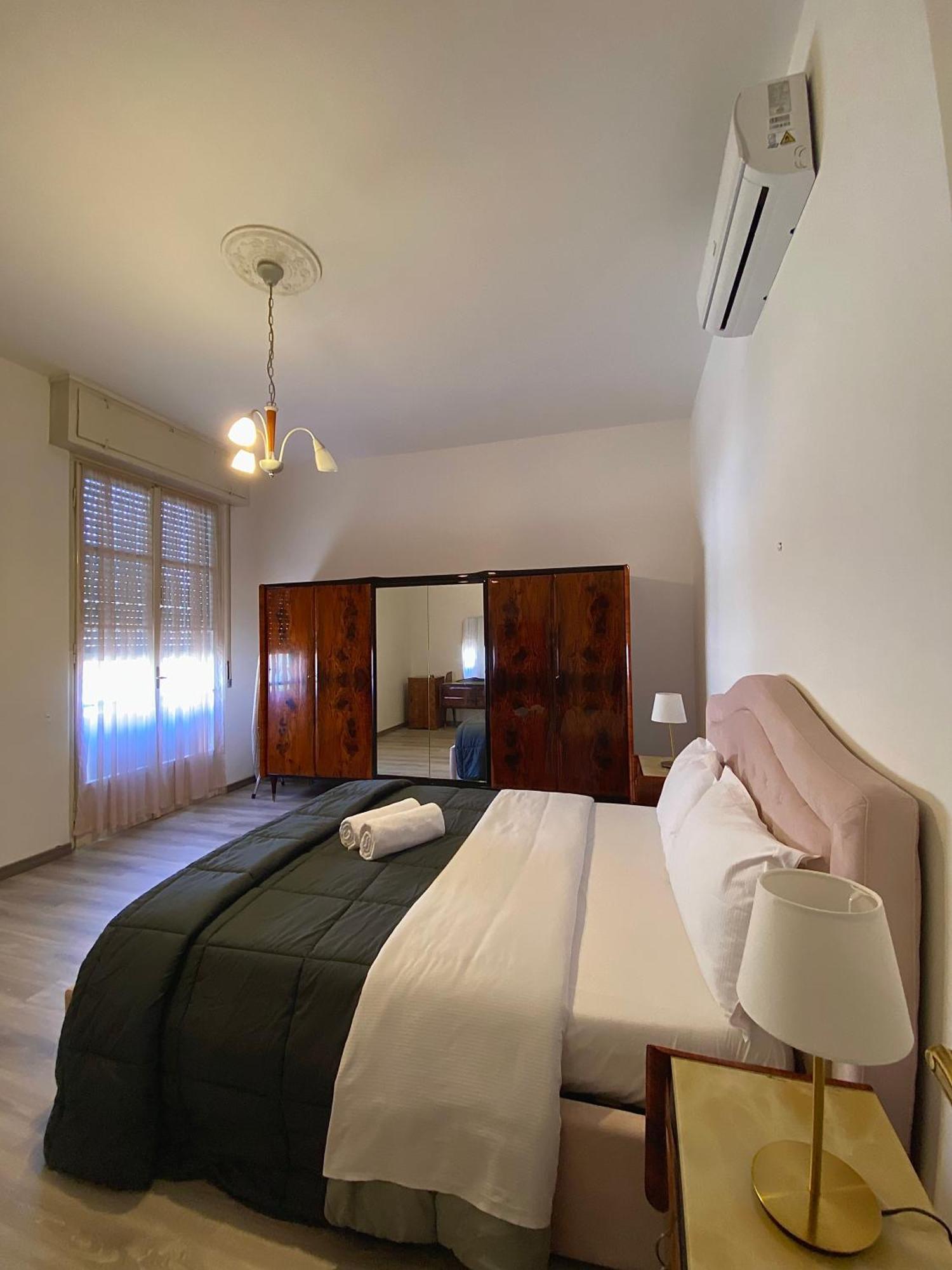 Casa Sara Como Lake Parcheggio Interno Privato Cernobbio Ngoại thất bức ảnh